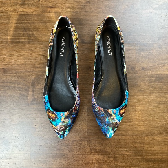 COPY - Nine West Pointed Toe Flats - Picture 3 of 5